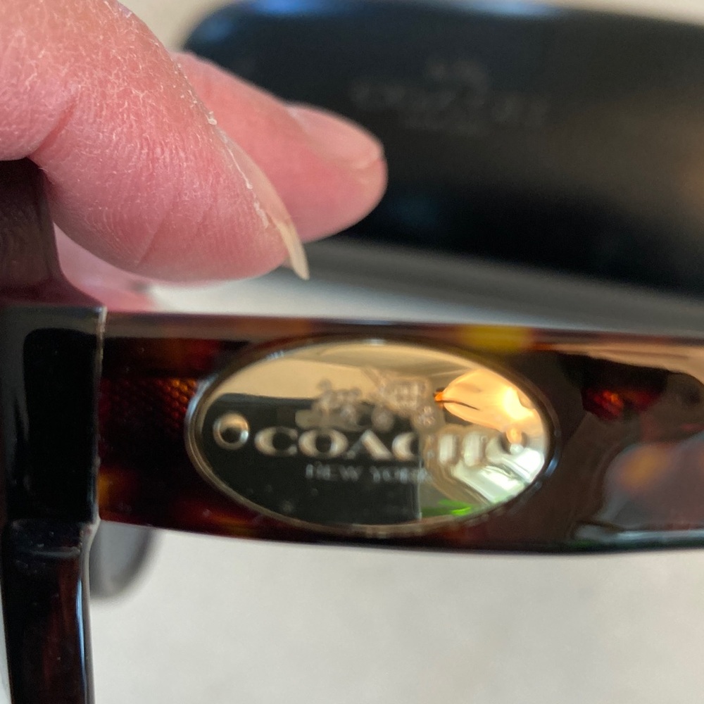 Coach Women's Dark Tortoise Sunglasses Prescription Bifocal & Case - Picture 2 of 10